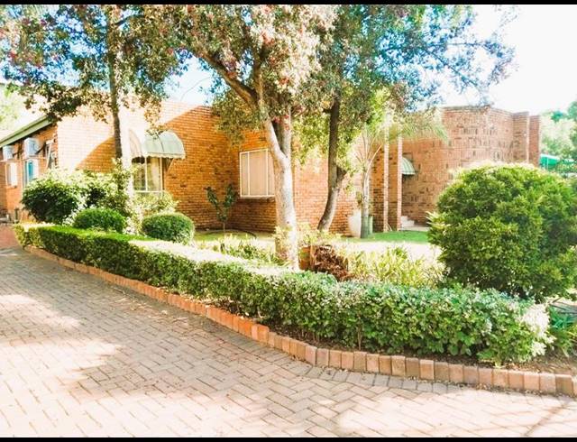 3 BEDROOM HOUSE FOR SALE IN BENDOR